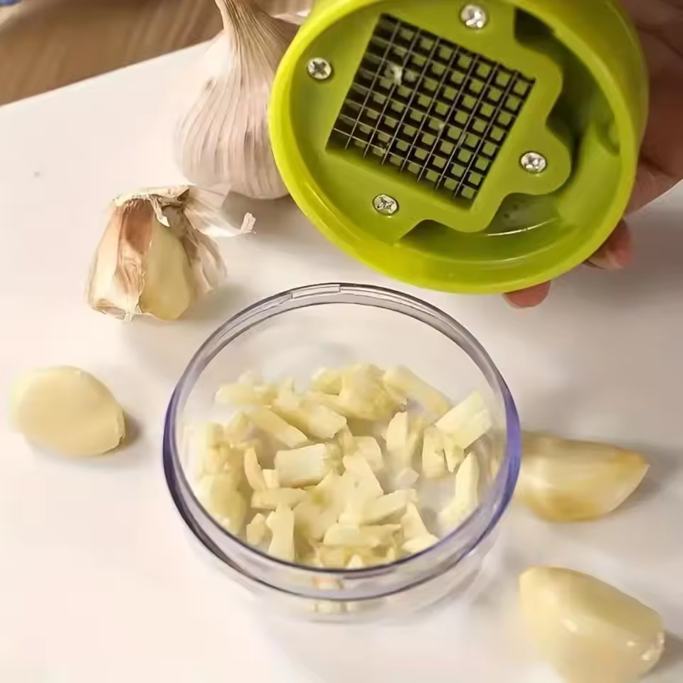 Presse-ail manuel, hachoir à a - Manual Garlic Press avis et prix