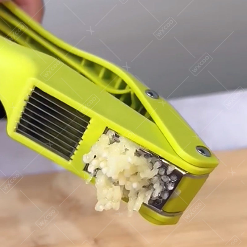 Presse-ail 2 en 1 pratique, tr - Manual Garlic Press avis et prix